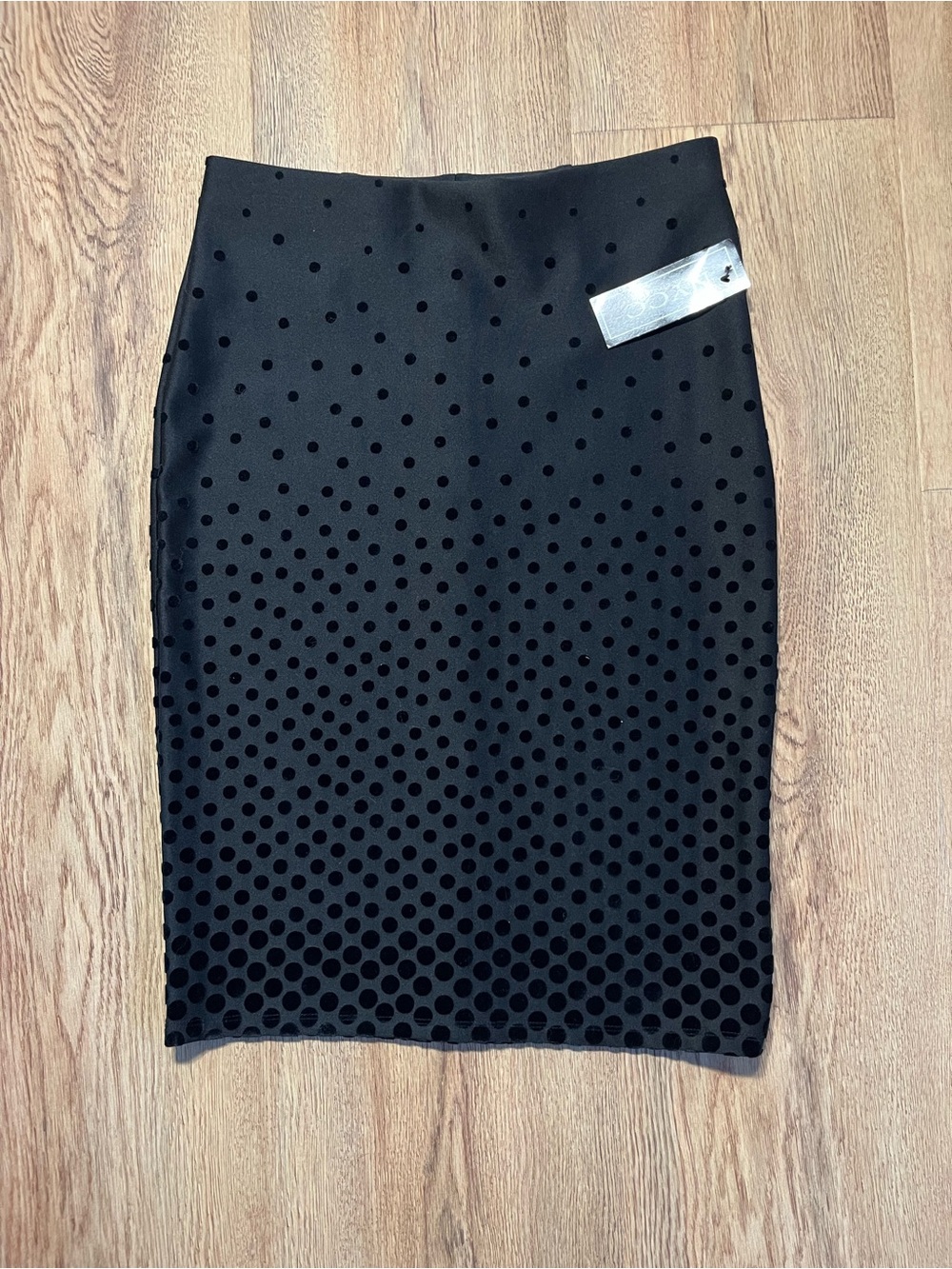 Black Polka Dot Pencil Skirt - Sleek Women's Work-to-Evening Style